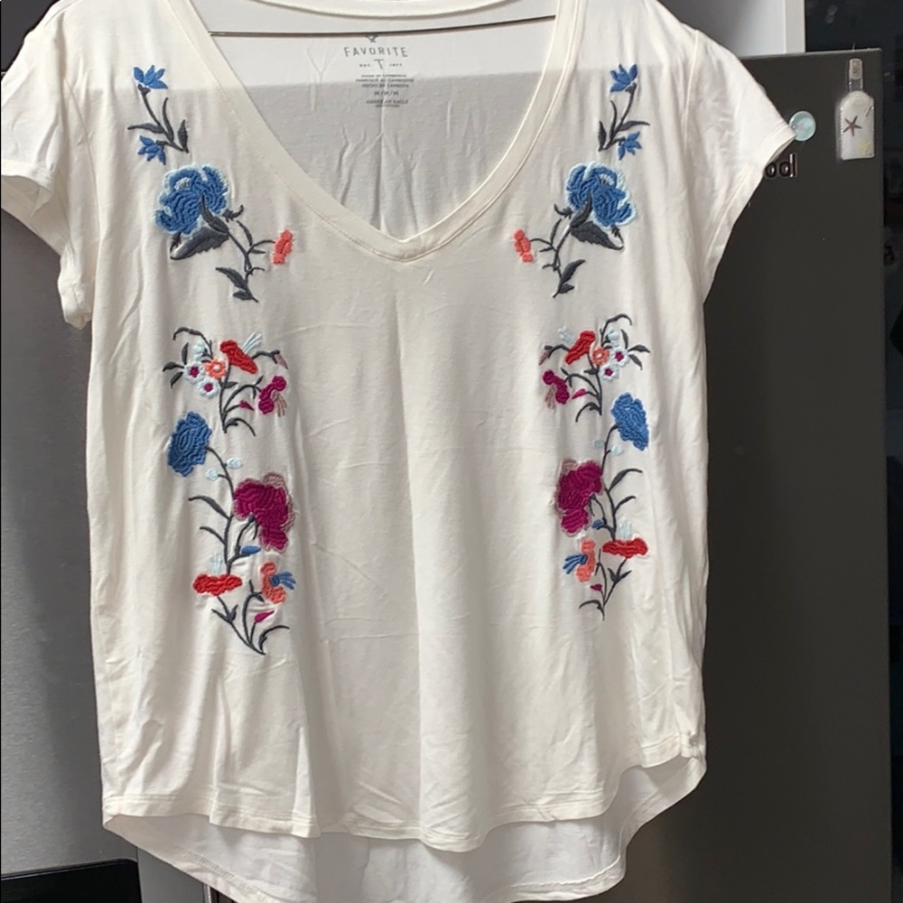 V neck t shirt